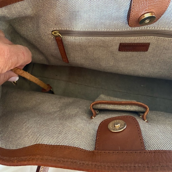 Dooney & Bourke Pocketbook Tote -Material & Leather - Picture 12 of 15